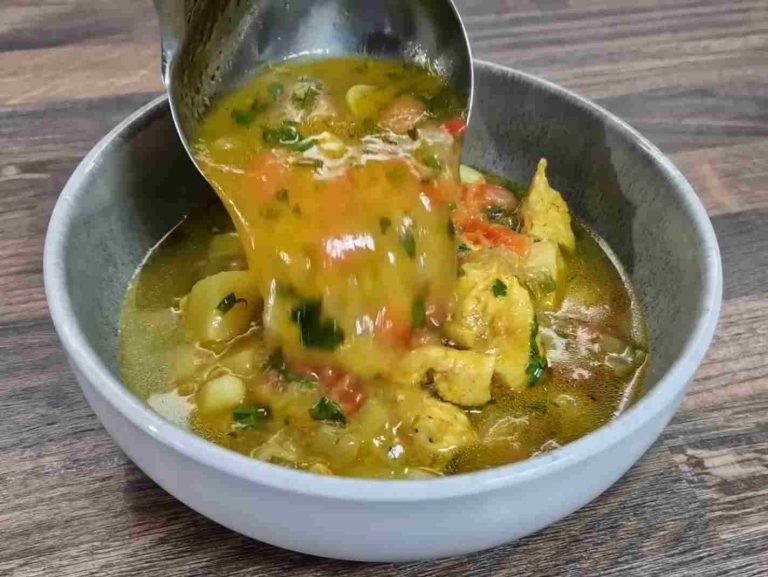 Hühnersuppe