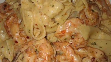 Cremige Garnelen-Nudeln mit hausgemachter Alfredo-Sauce