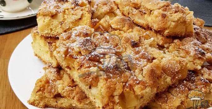 leckeren Apfel Streusel Kuchen