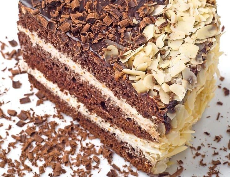 NUSS KAKAO TORTE