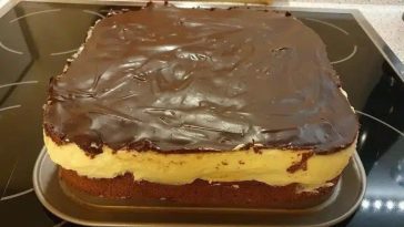 Bananenkuchen mit Vanillepudding