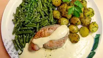 Thunfisch - Steaks mit cremiger Pfeffersauce