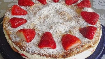 ERDBEER – FLOCKEN – TORTE