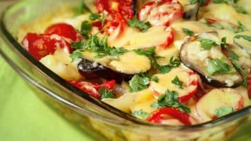 Auflauf mit Tomate und Aubergine