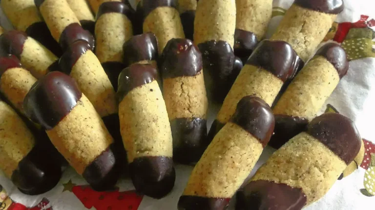 Nussstangen mit Schokoladeecken