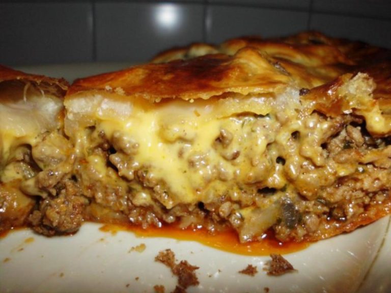 Hackfleisch-Blätterteig-Rolle