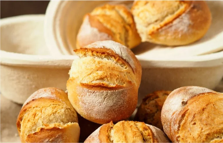 🥖 Original DDR-Brötchen – So fluffig wie damals! 🏙️🍞