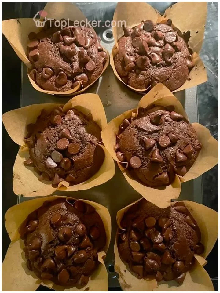 Saftige Schoko-Muffins mit doppeltem Schokoladengeschmack.