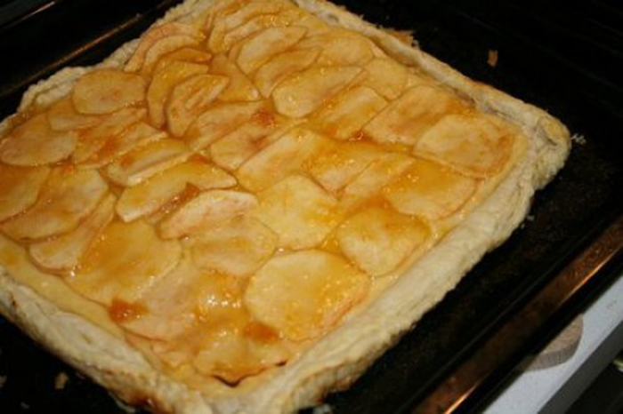 Tarta de Manzana con Hojaldre