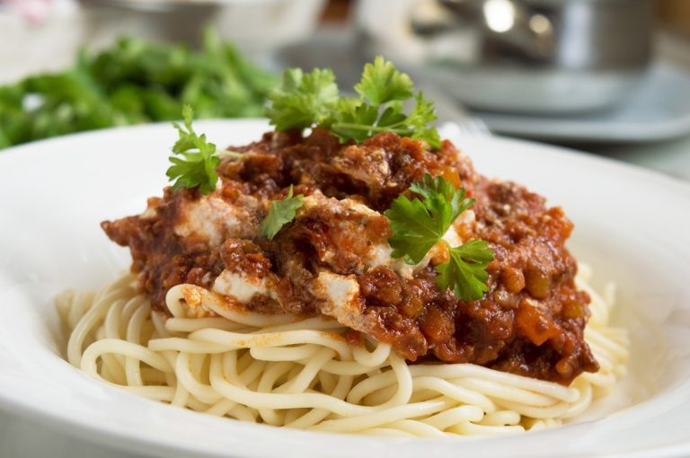 Spaghetti mit Bolognese-Sauce
