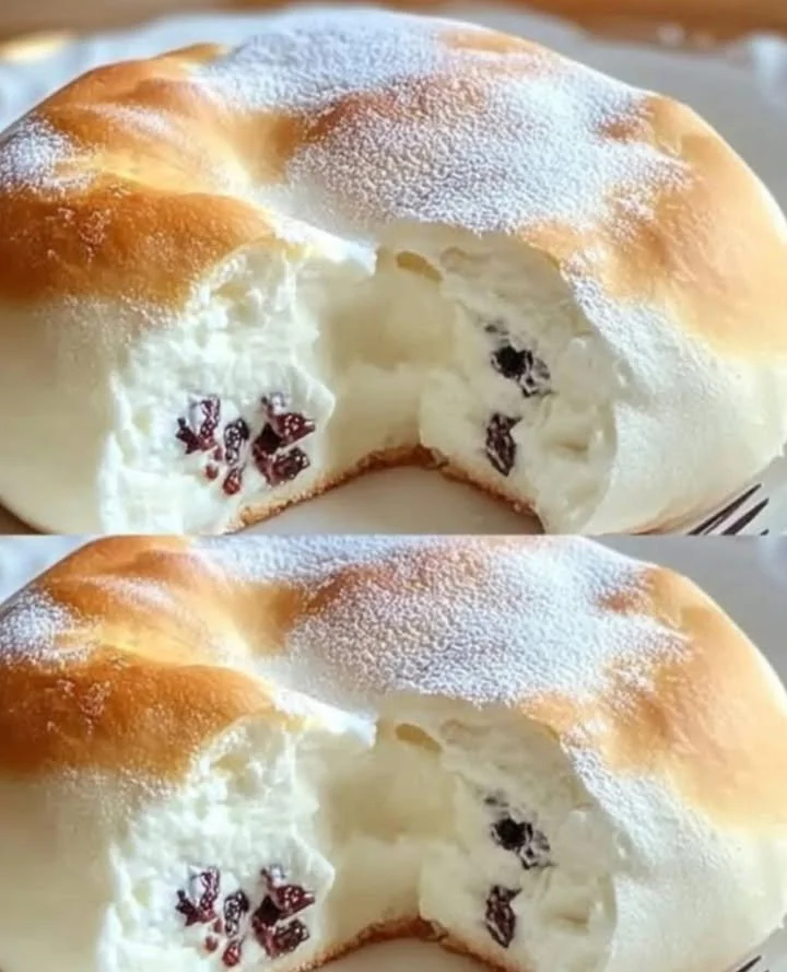 Fluffiger Wolkenkuchen auf einem dekorativen Teller
