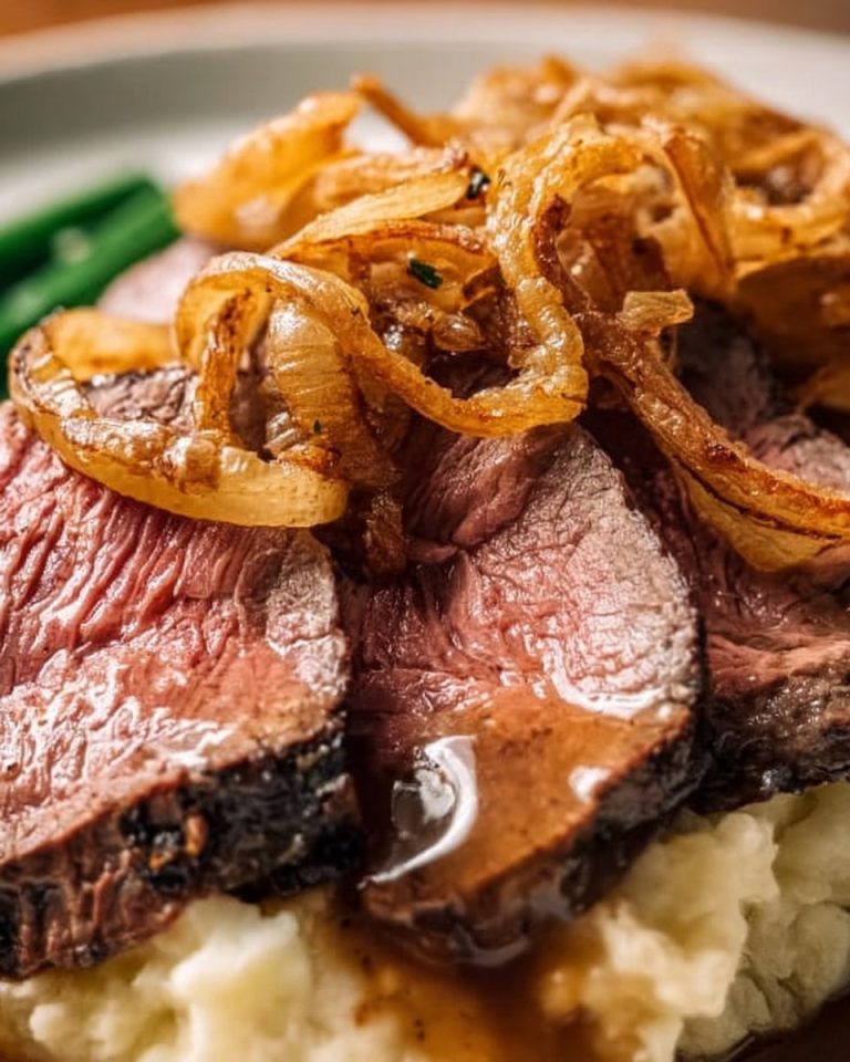 Zwiebelrostbraten (Rinderbraten mit Zwiebeln)