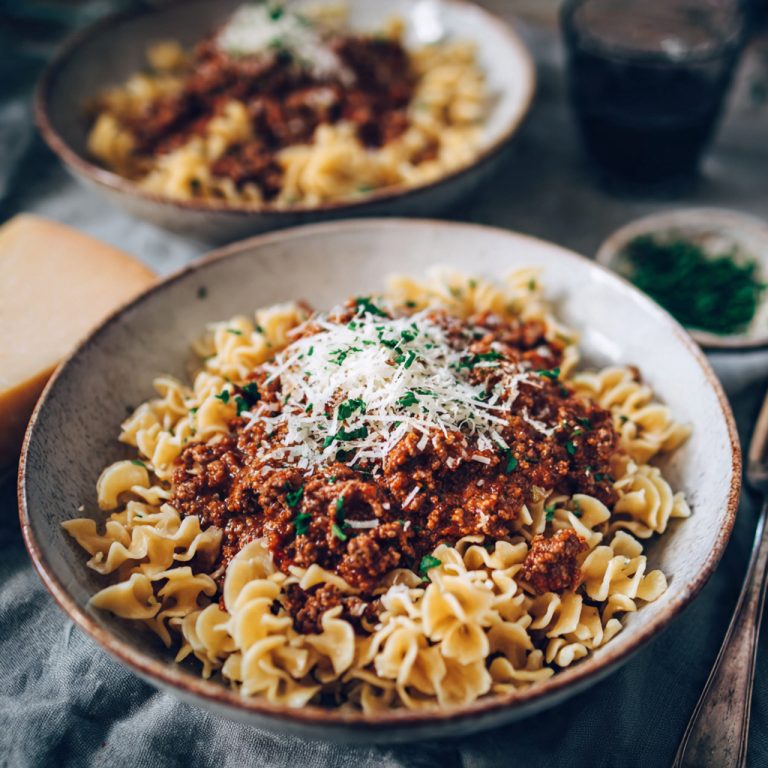 🤍 Weiße Bolognese – Italienischer Klassiker ohne Tomaten