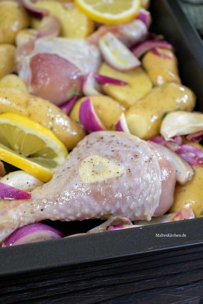 Im Ofen gebratenes Hähnchen-Oberschenkelfilet in süßer Knoblauch-Honig-Sauce