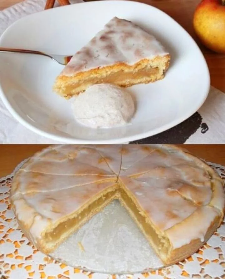 Berliner Apfelkuchen mit frischen Äpfeln und goldbrauner Kruste