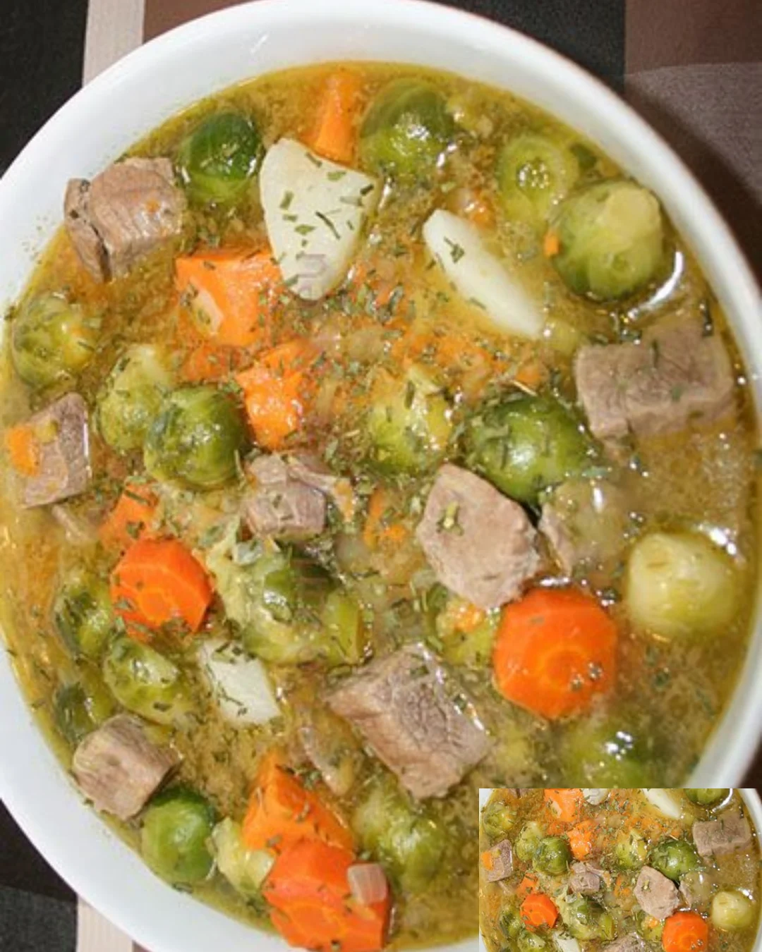 Rosenkohleintopf Rezept mit frischen Zutaten