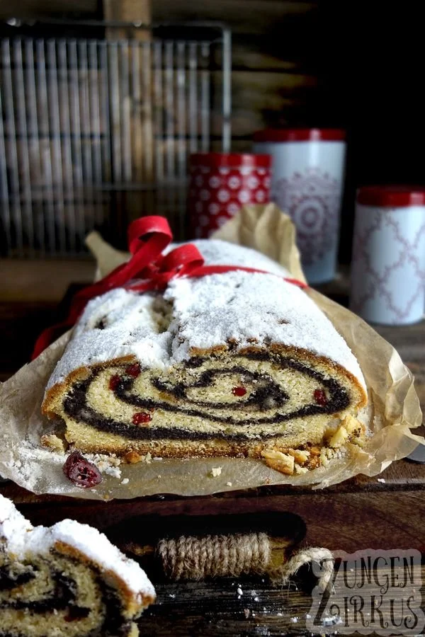 Super saftiger Mohnstollen