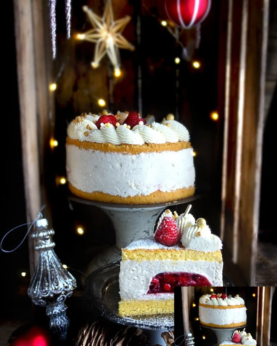 Winterliche Käsesahnetorte mit Roter Grütze