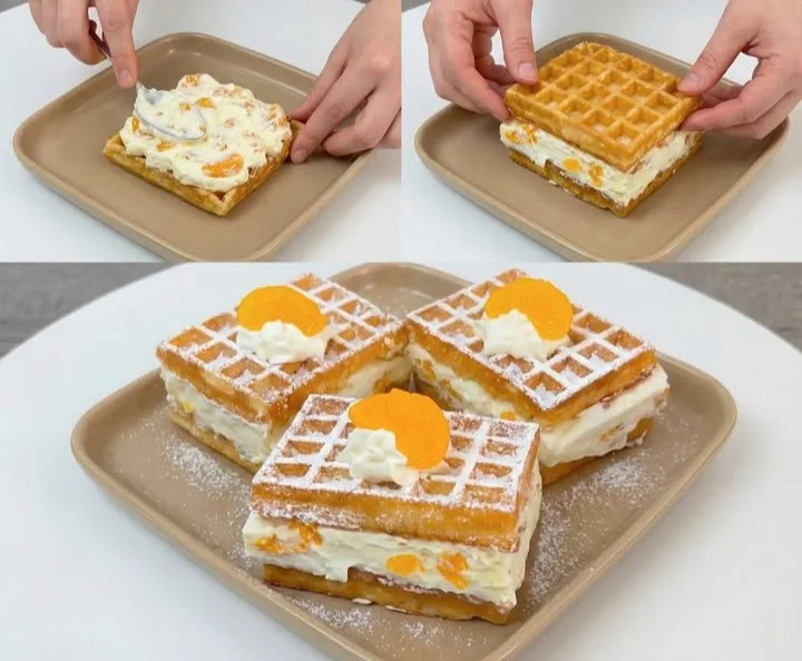 Waffelkuchen ohne Backen mit frischen Früchten und Sahne